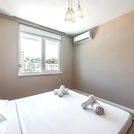 Head In The Clouds Penthouse Apartment