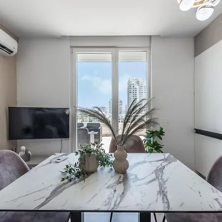 Head In The Clouds Penthouse Апартаменты