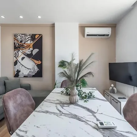 Apartment Head In The Clouds Penthouse Durres